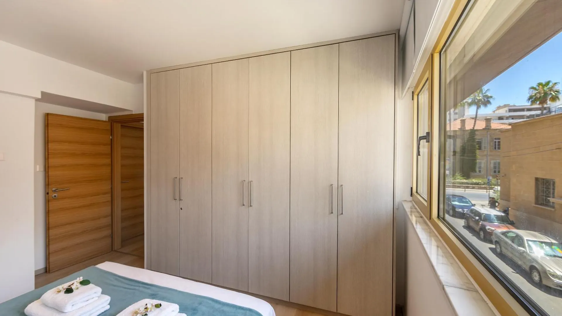 Lägenhet C-Premium Apts 100M From Beach And City Centre Larnaca Cypern