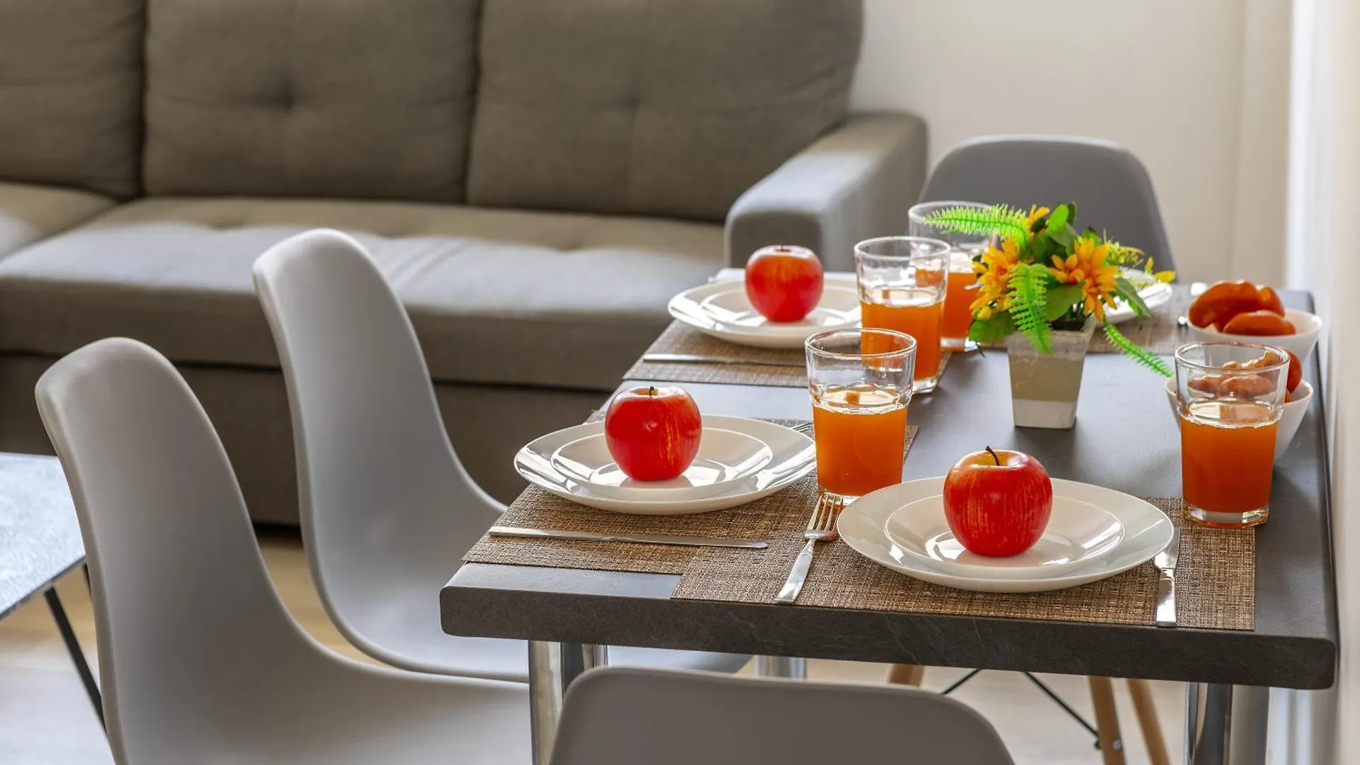 C-Premium Apts 100M From Beach And City Centre Larnaca