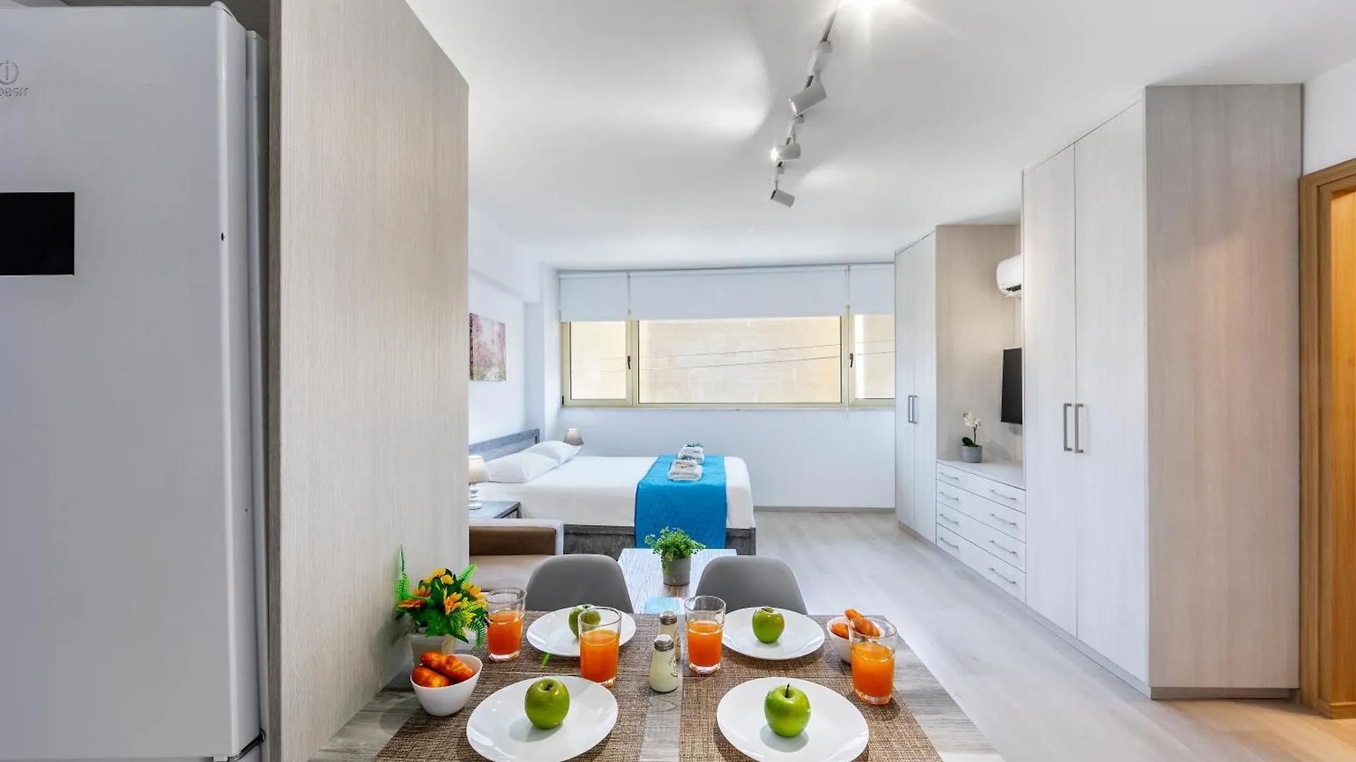 C-Premium Apts 100M From Beach And City Centre Larnaca 0*,