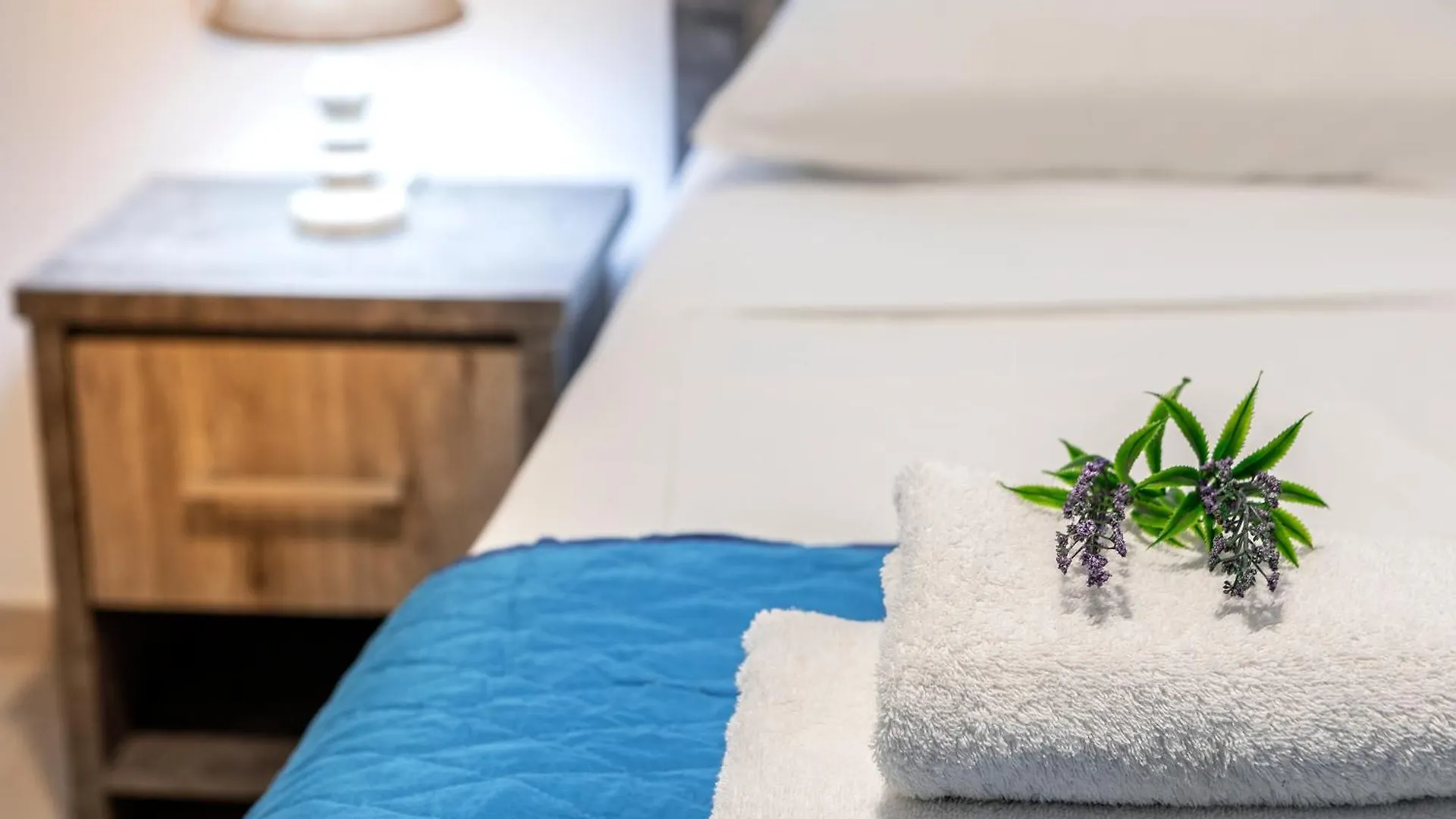 C-Premium Apts 100M From Beach And City Centre Ларнака