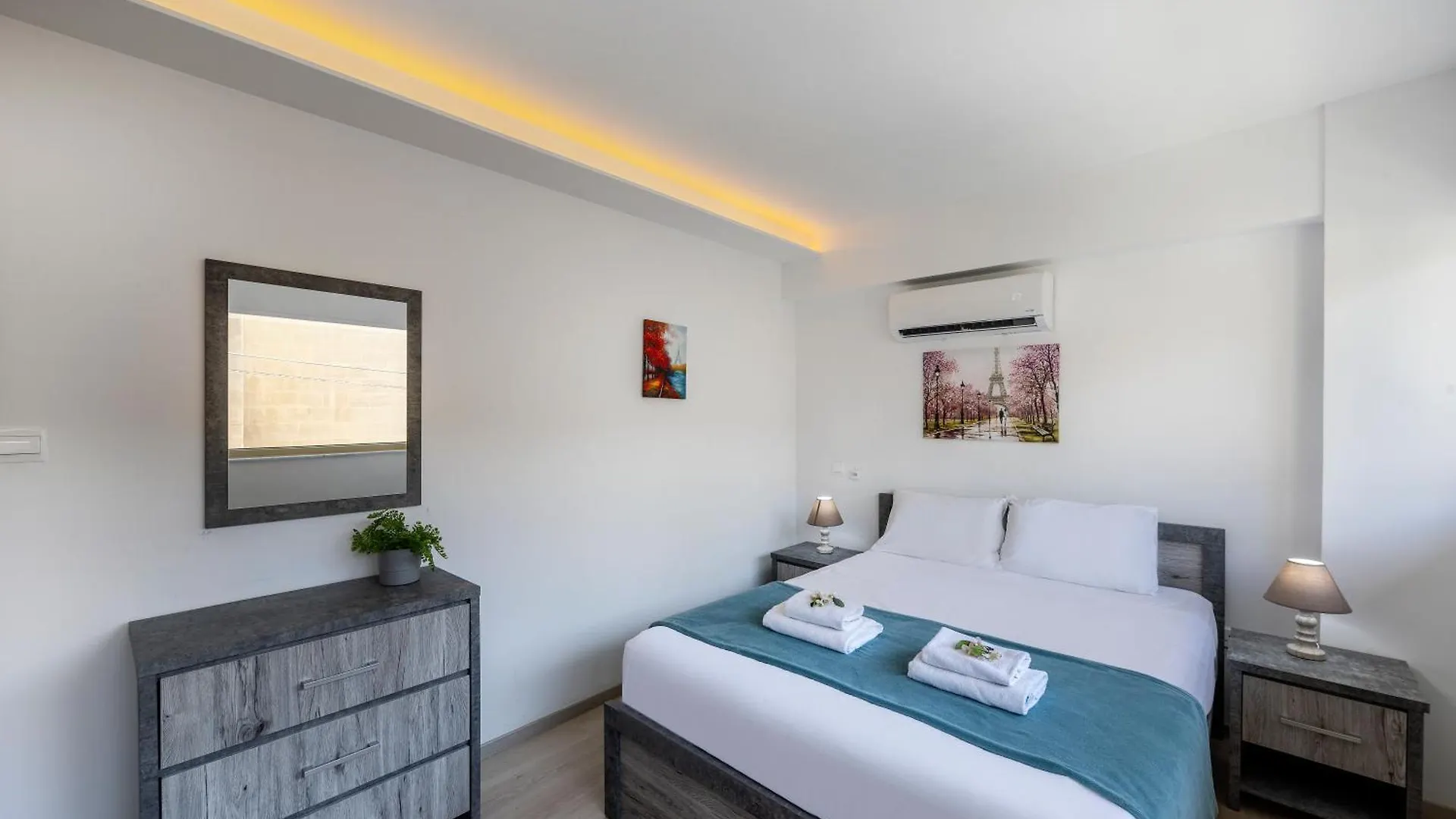 C-Premium Apts 100M From Beach And City Centre Larnaca