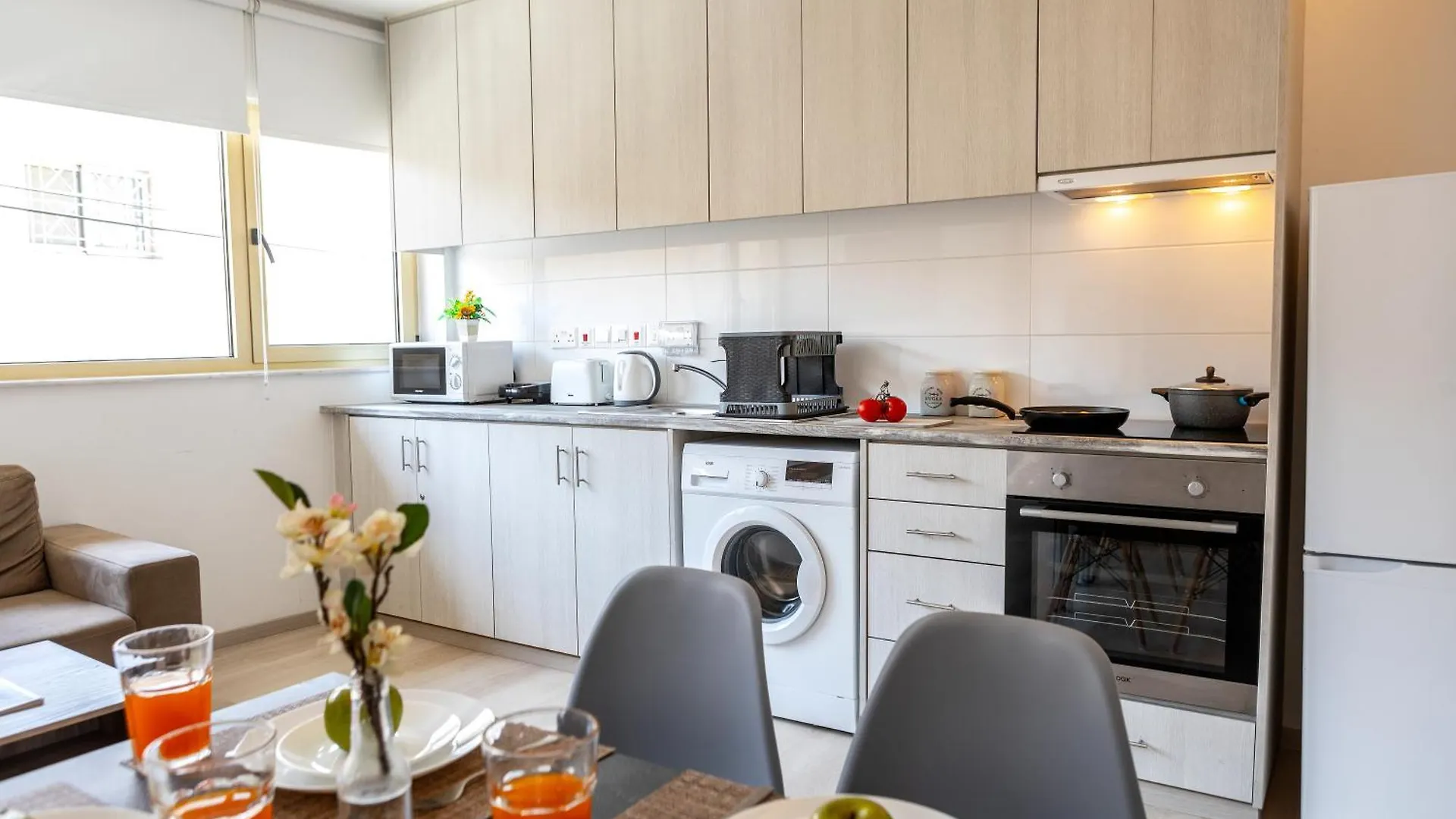 Apartment C-Premium Apts 100M From Beach And City Centre Larnaca