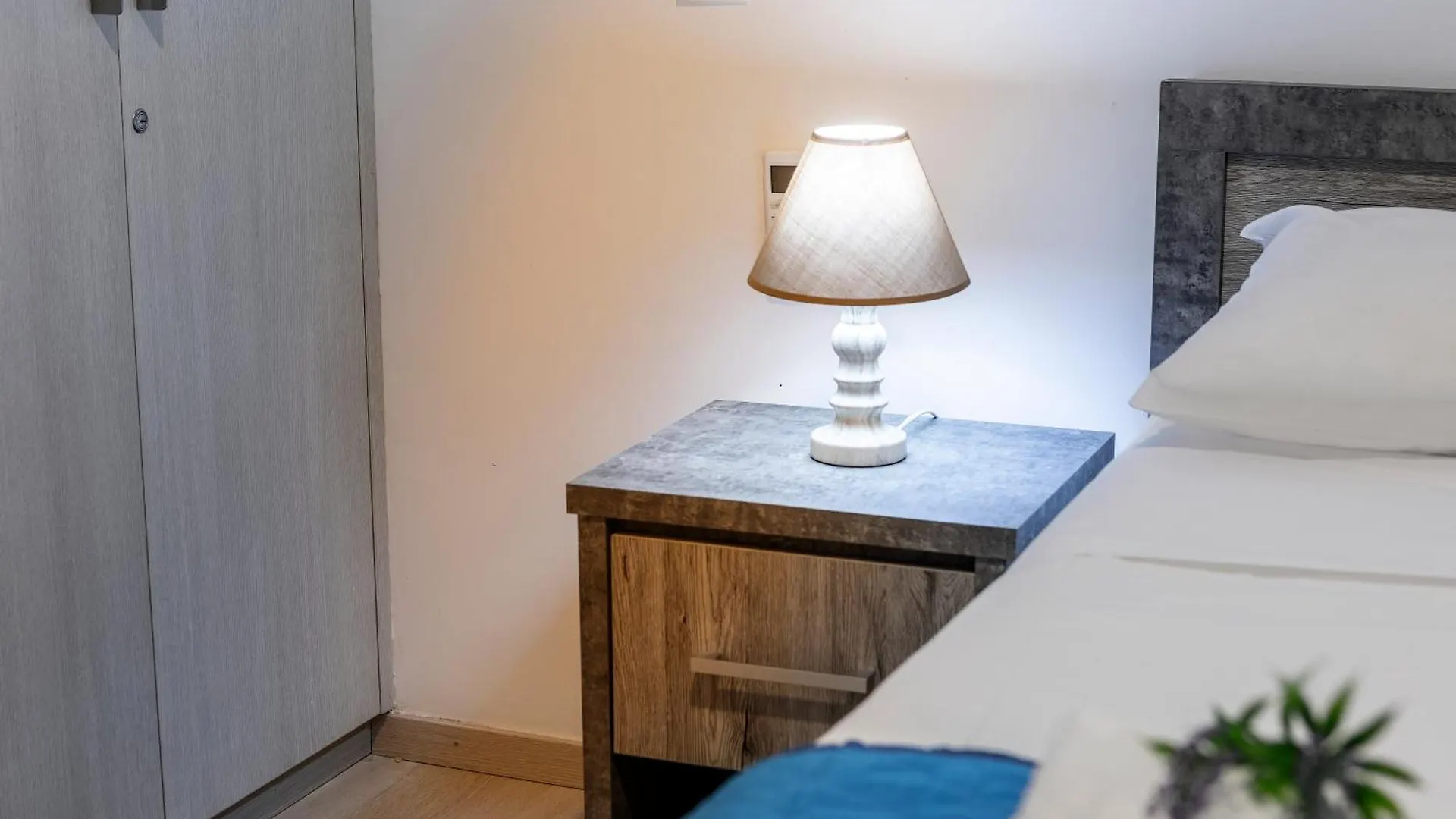 Apartment C-Premium Apts 100M From Beach And City Centre Larnaca